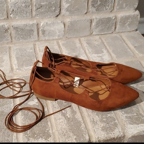 Mossimo Flat Shoes Womens Size 7.5 Pointed Toe Gladiator Small Heel - Picture 10 of 10